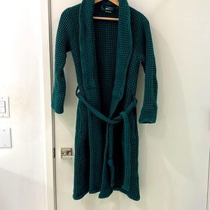 Brooklinen xs robe